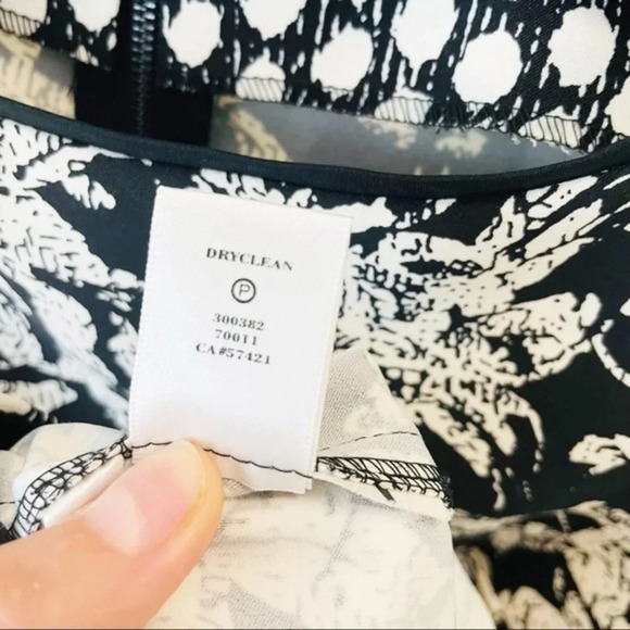 Ann Taylor Sleeveless Sheath Dress Black & White Size 2P - Picture 8 of 8